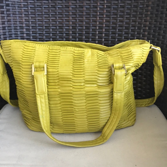 R & J Neon Green Shoulder Bag - Picture 3 of 14